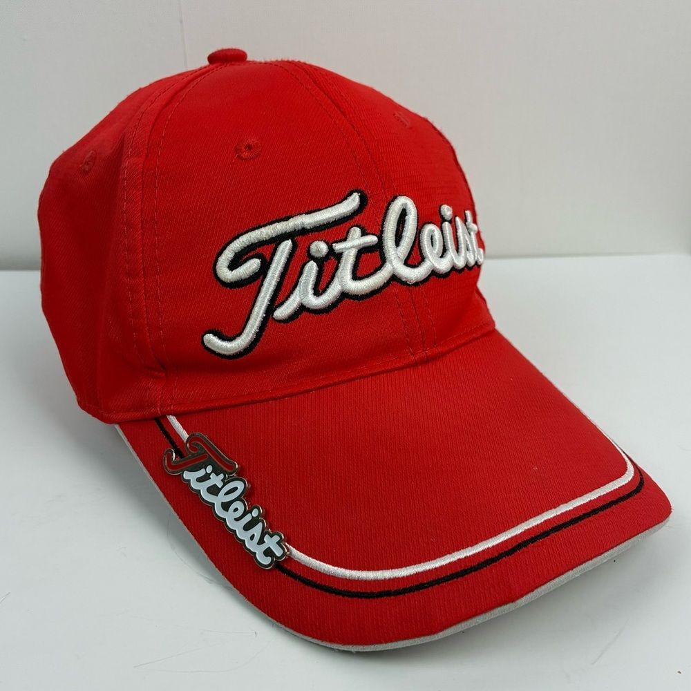 Titleist Pro V1 red men’s golf hat embroidery and metal logo adjustable